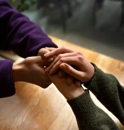 Accompagnement praticienne en énergétique, soutien, aide, écoute, bienveillance, guide vers la réalisation de soi, transformation de soi, évolution, atteinte de ses objectifs